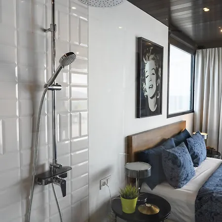 Apartment Luxury Penthouse Panoramic Ocean Views 2bedroom With Jacuzzi Tias