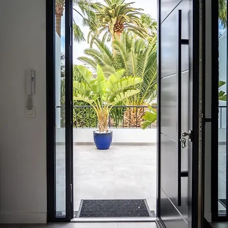 Luxury Penthouse Panoramic Ocean Views 2bedroom With Jacuzzi *
