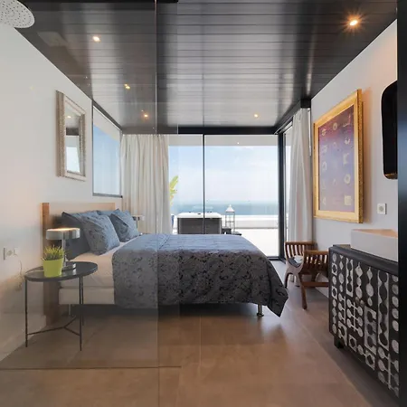 Luxury Penthouse Panoramic Ocean Views 2bedroom With Jacuzzi Apartment